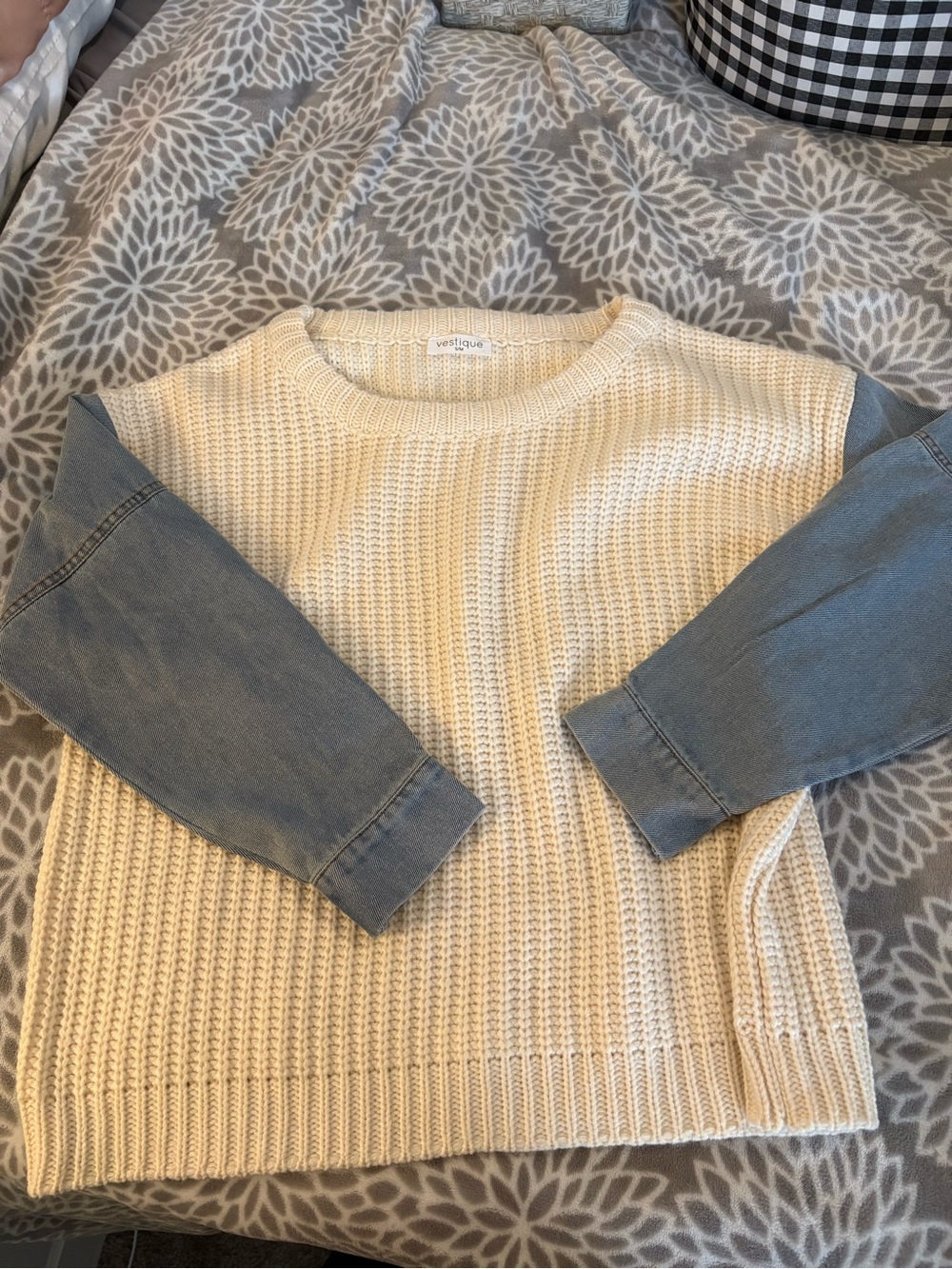 Vestique sweater